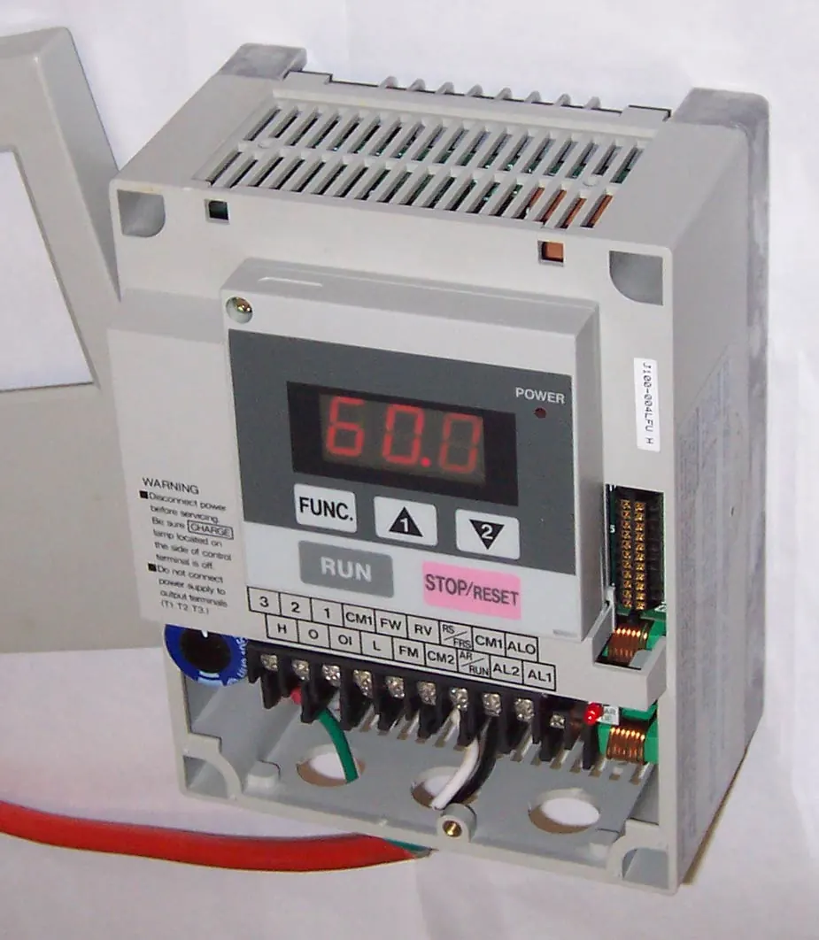VFD keypad and connection terminals