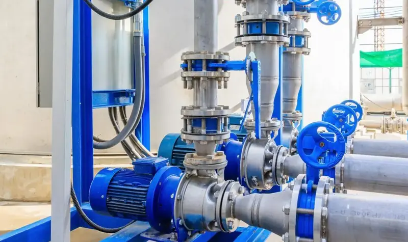 Above-grade centrifugal pump and connected suction piping